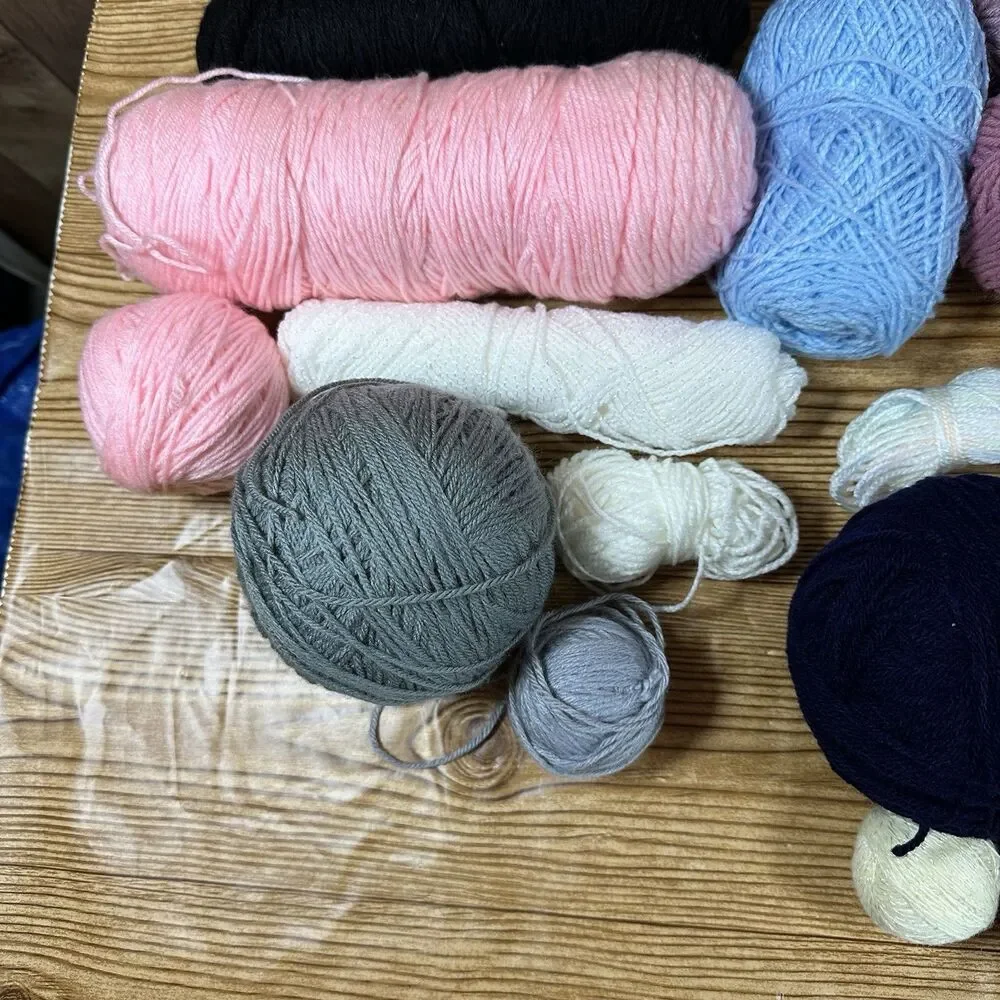Huge Mixed‎ Lot Of Yarn 30 Skeins Various Brands Colors & Sizes Vintage & Modern